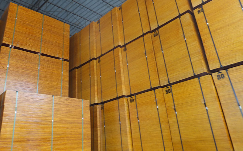 南通建工采購2萬塊14.5mm厚松木模板
